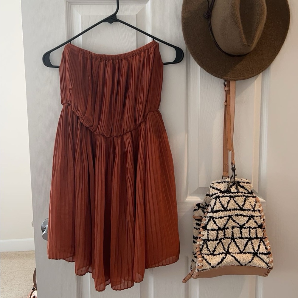 Copper Dress 
Size Large 
Condition Good
